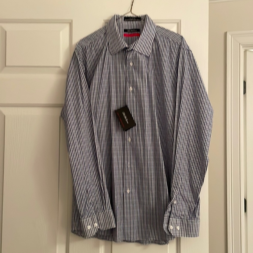 Men’s brand new shirt